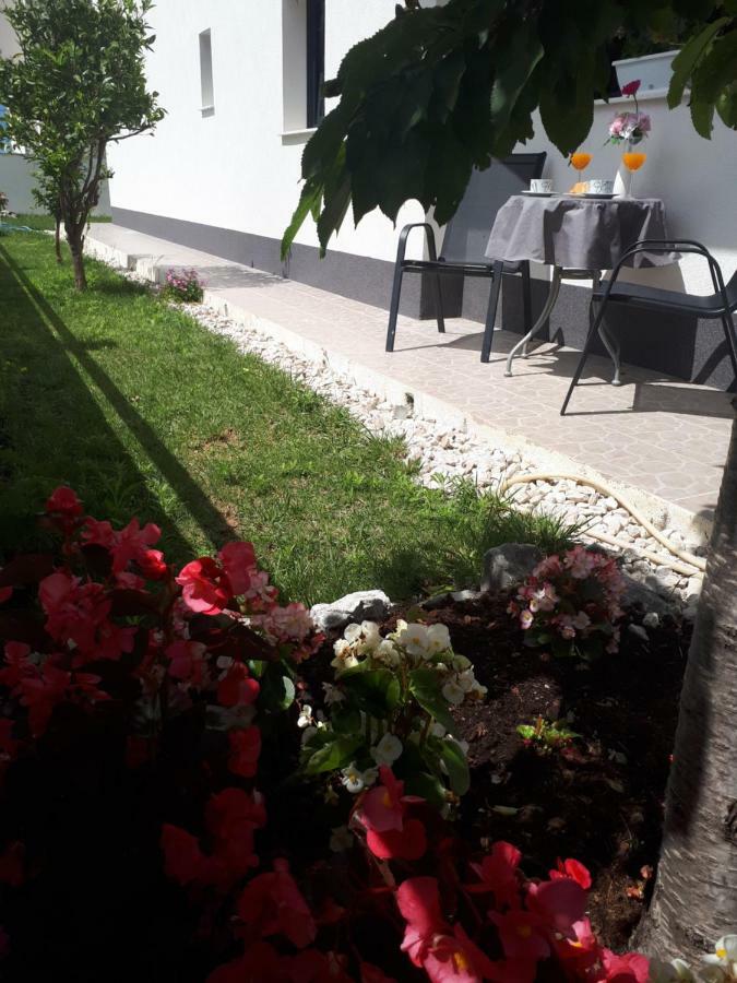 Apartments Ivano Split Exterior photo